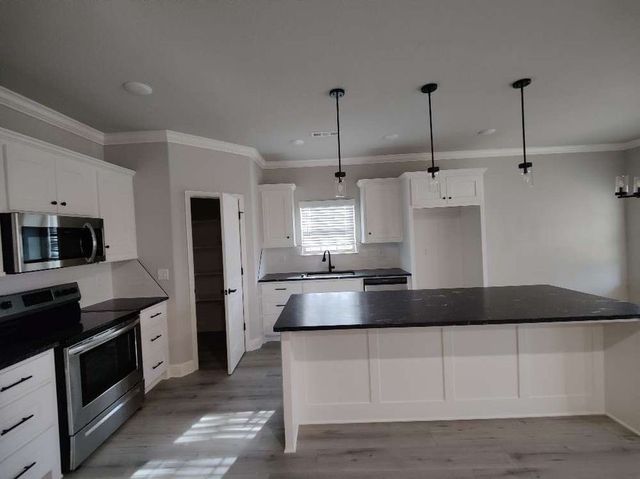 19 Ventnor Circle, Bella Vista, AR 72715