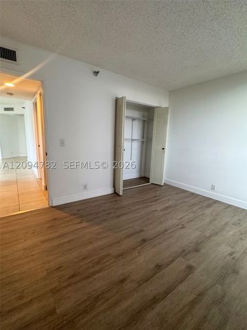 3300 NE 191st St 907, Aventura, FL 33180
