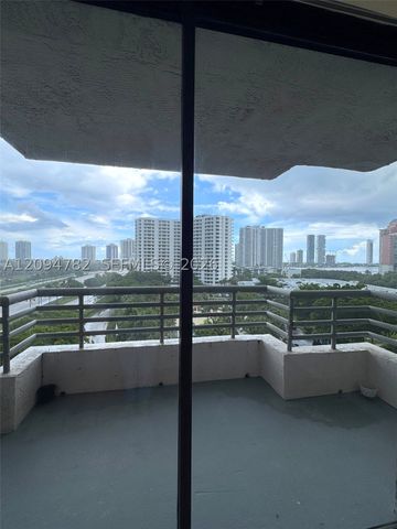 3300 NE 191st St 907, Aventura, FL 33180
