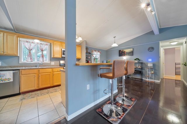 10 Sunshine Drive, Belmont, NH 03220