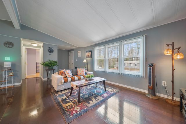 10 Sunshine Drive, Belmont, NH 03220
