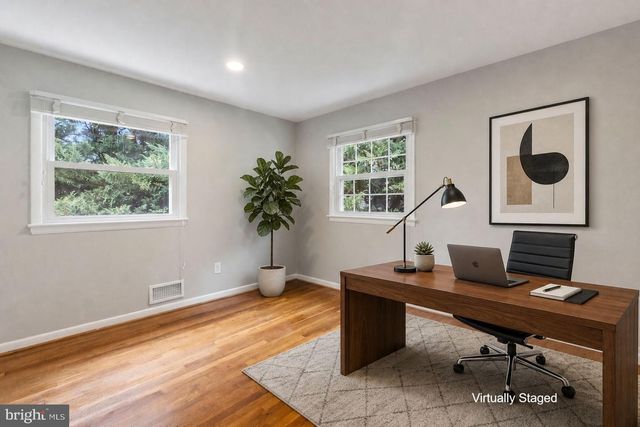 9204 VILLA DR, Bethesda, MD 20817