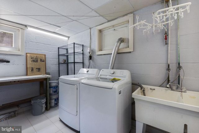 9204 VILLA DR, Bethesda, MD 20817