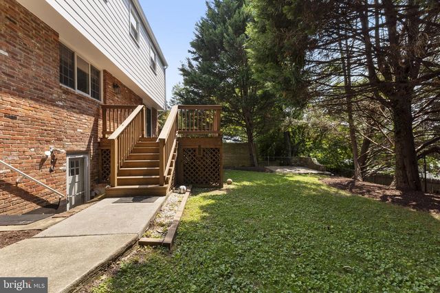 9204 VILLA DR, Bethesda, MD 20817