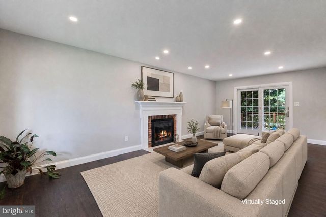 9204 VILLA DR, Bethesda, MD 20817