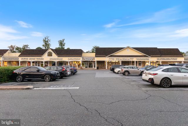 9204 VILLA DR, Bethesda, MD 20817