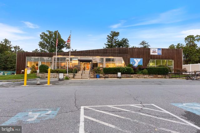 9204 VILLA DR, Bethesda, MD 20817