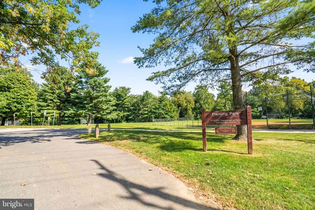 9204 VILLA DR, Bethesda, MD 20817
