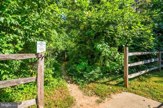 9204 VILLA DR, Bethesda, MD 20817