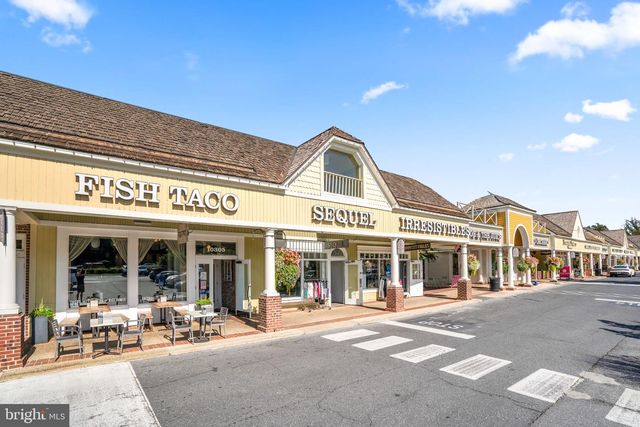 9204 VILLA DR, Bethesda, MD 20817