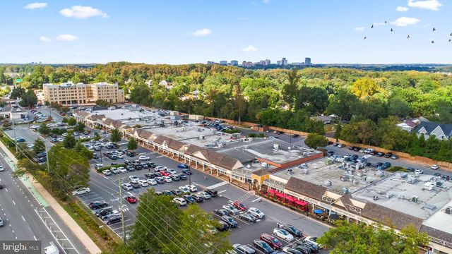 9204 VILLA DR, Bethesda, MD 20817