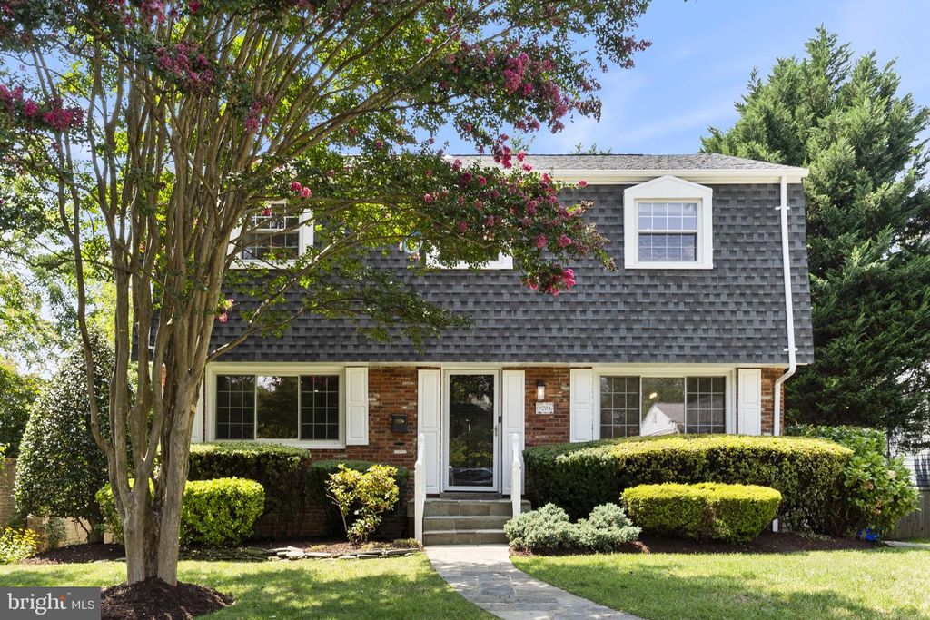 9204 VILLA DR, Bethesda, MD 20817