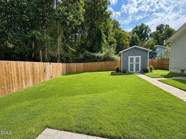 117 Elfreth Lane, Spring Lake, NC 28390