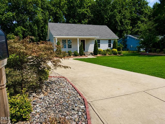 117 Elfreth Lane, Spring Lake, NC 28390