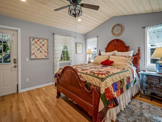 4711 Meadowview Acres Rd, Cool, CA 95614