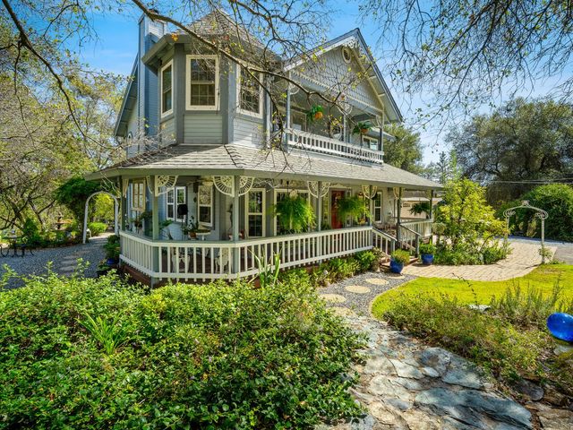 4711 Meadowview Acres Rd, Cool, CA 95614