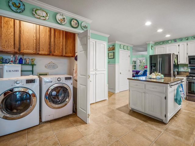 4711 Meadowview Acres Rd, Cool, CA 95614