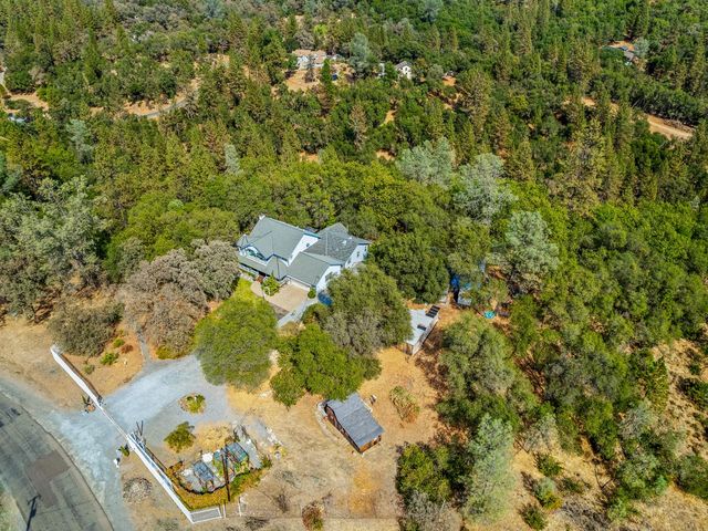 4711 Meadowview Acres Rd, Cool, CA 95614