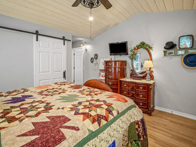 4711 Meadowview Acres Rd, Cool, CA 95614