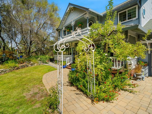 4711 Meadowview Acres Rd, Cool, CA 95614