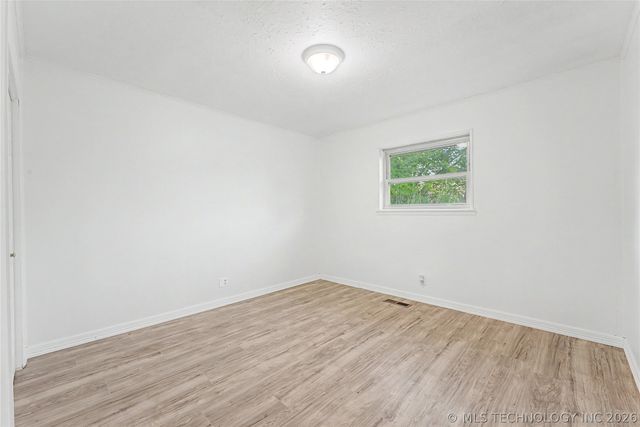 12121 E 35th Street, Tulsa, OK 74146