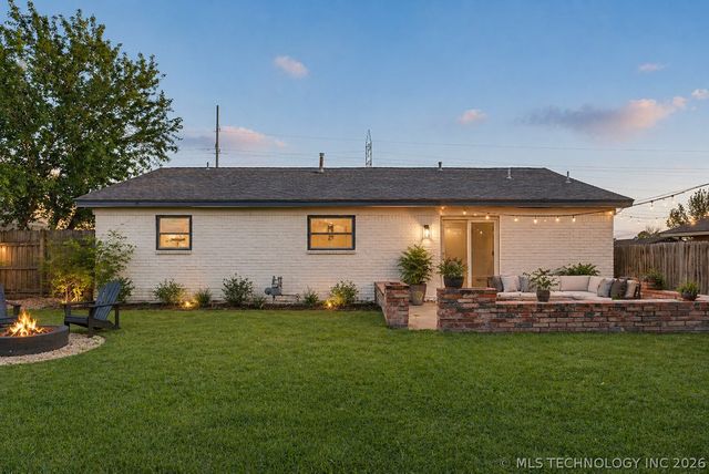 12121 E 35th Street, Tulsa, OK 74146