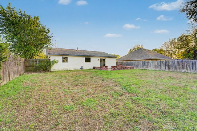 12121 E 35th Street, Tulsa, OK 74146