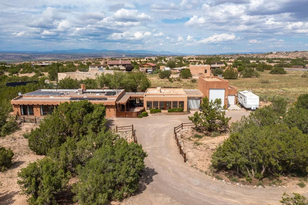 7 TIERRA MADRE Road, Placitas, NM 87043