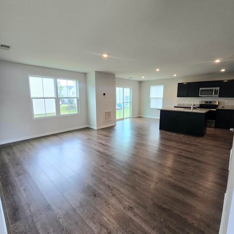 517 Mills Hill Way, Greenville, SC 29605