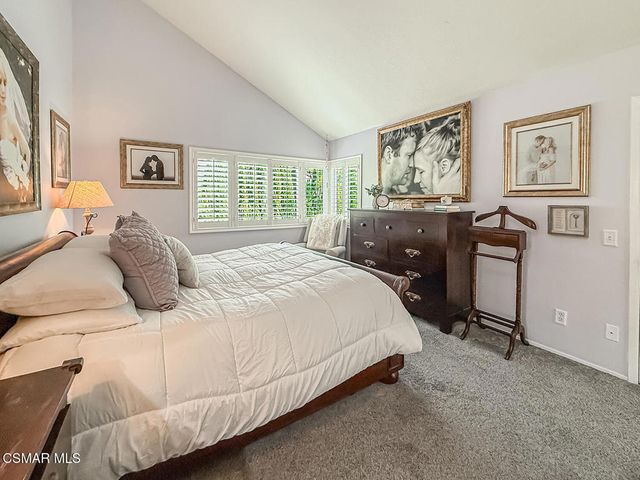 3042 N Geronimo Avenue, Simi Valley, CA 93063