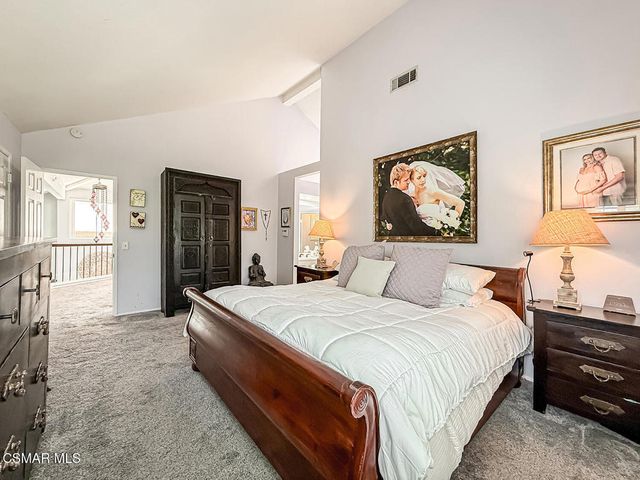 3042 N Geronimo Avenue, Simi Valley, CA 93063