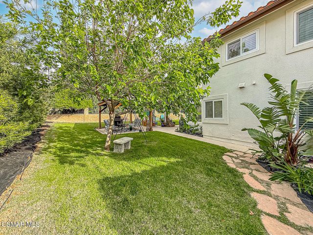 3042 N Geronimo Avenue, Simi Valley, CA 93063