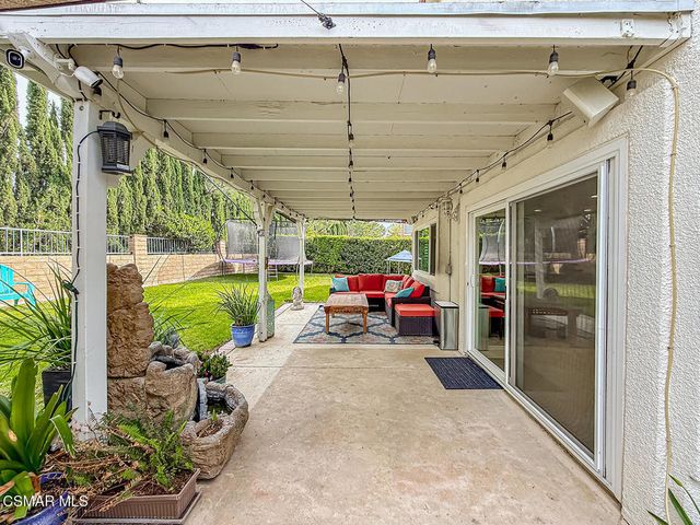 3042 N Geronimo Avenue, Simi Valley, CA 93063