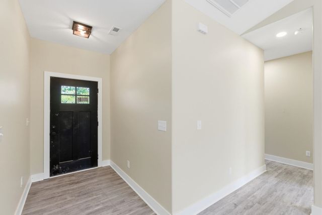 595 S Arbor Valley Way, Valley Center, KS 67147