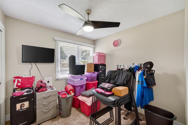 4204 Thompson Avenue, Des Moines, IA 50317