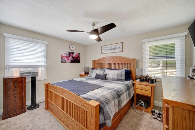 4204 Thompson Avenue, Des Moines, IA 50317