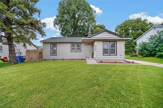 4204 Thompson Avenue, Des Moines, IA 50317