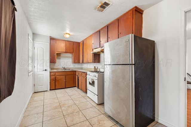 1338 COLUMBINE Street, Amarillo, TX 79107