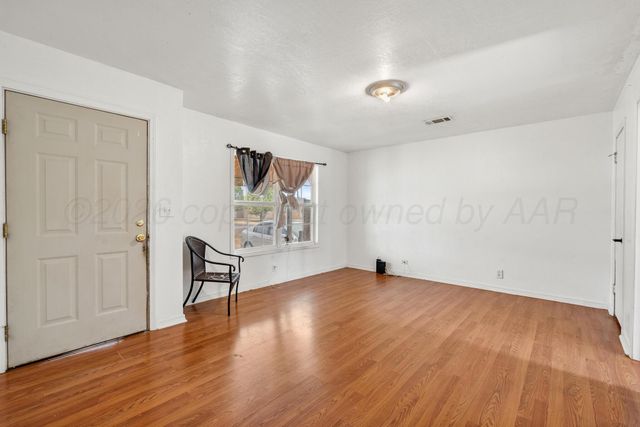 1338 COLUMBINE Street, Amarillo, TX 79107