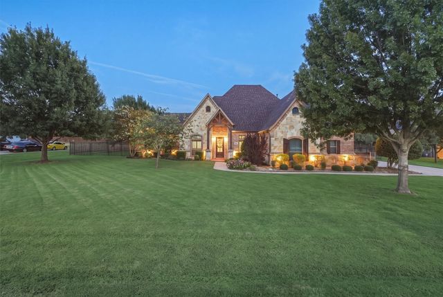 3832 Eagles Nest Trail, Burleson, TX 76028
