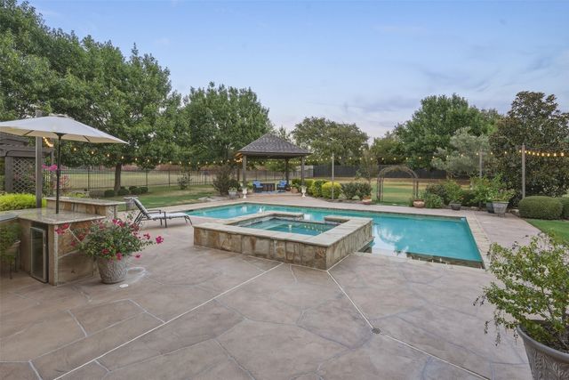 3832 Eagles Nest Trail, Burleson, TX 76028