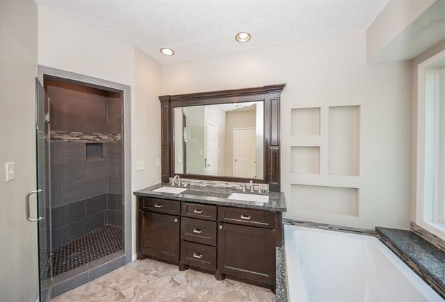 11527 Earley Forest Lane, Houston, TX 77043