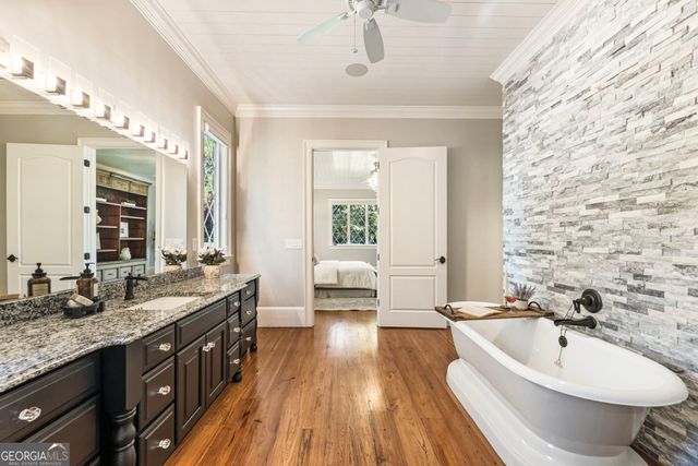 112 Serenity Lake Drive, Alpharetta, GA 30004