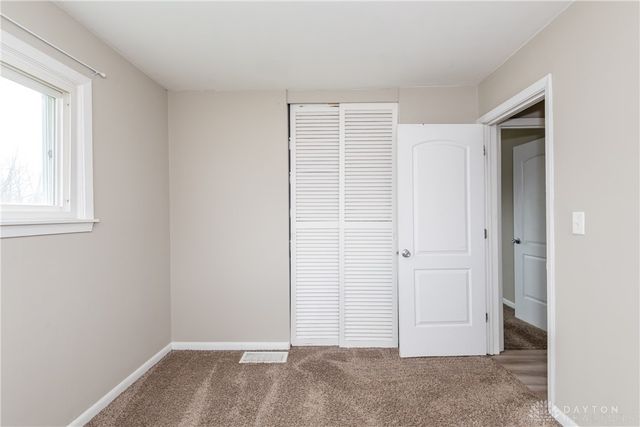 3801 Valleywood Drive, Kettering, OH 45429