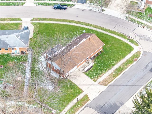 3801 Valleywood Drive, Kettering, OH 45429