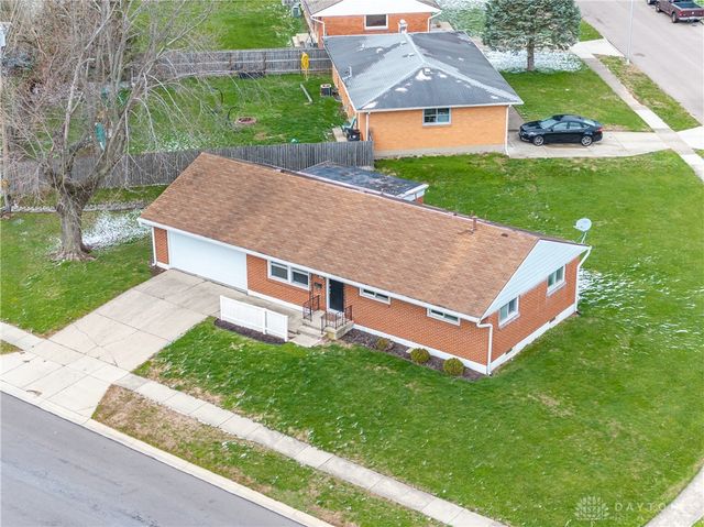 3801 Valleywood Drive, Kettering, OH 45429