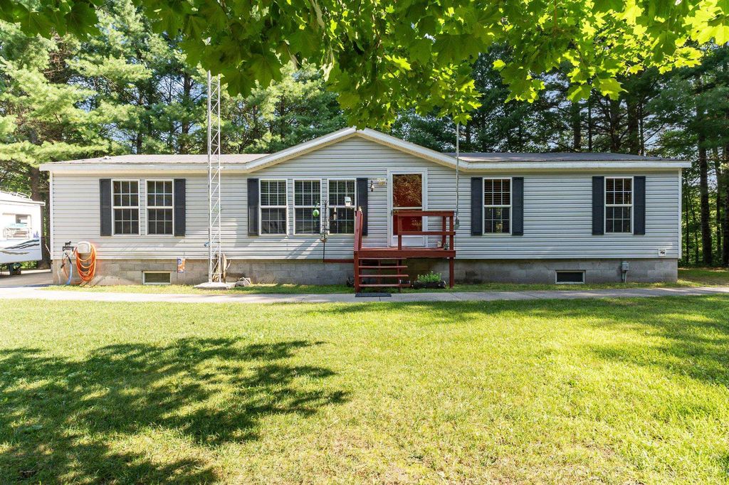 2801 W. Haskell Lake #a Road, Harrison, MI 48625