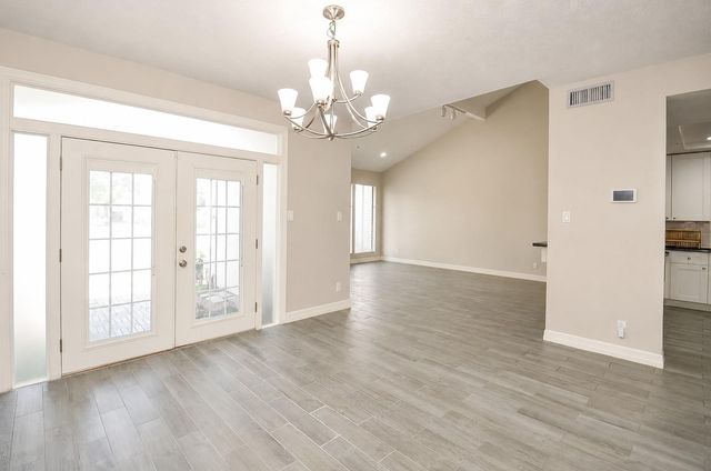 7655 S Braeswood Boulevard 27, Houston, TX 77071