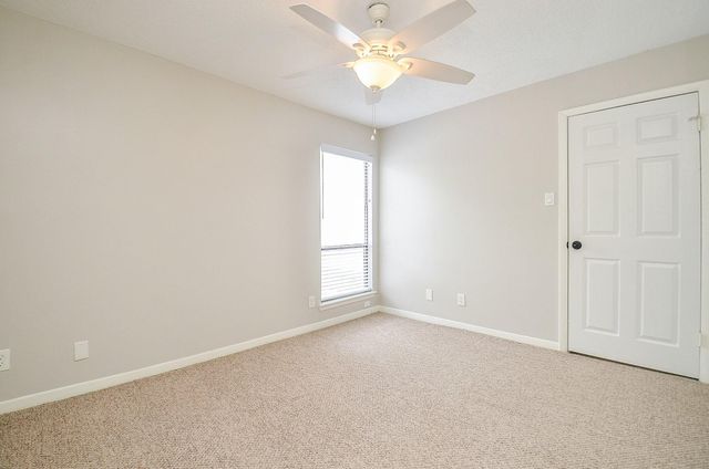 7655 S Braeswood Boulevard 27, Houston, TX 77071