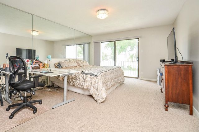 7655 S Braeswood Boulevard 27, Houston, TX 77071